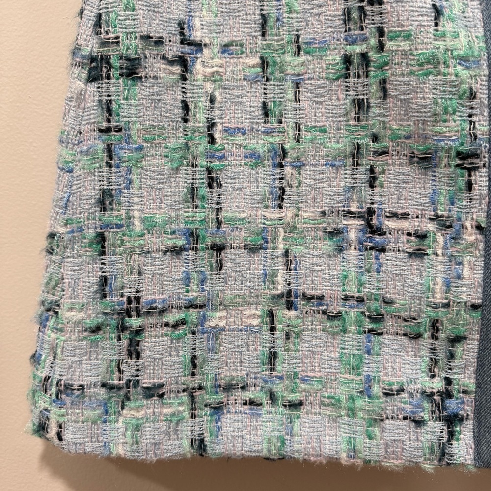 Nanette Lepore tweed mini skirt
Size Small - Picture 7 of 14